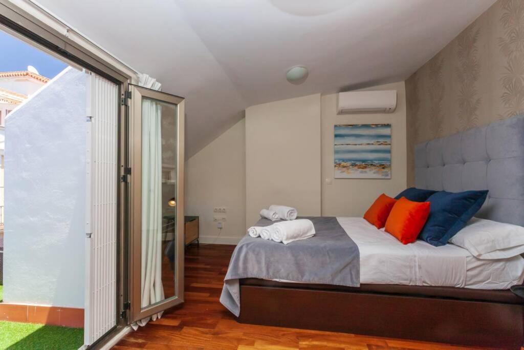 Apartament Precioso Atico Con Terraza Centro Historico Malaga Zewnętrze zdjęcie